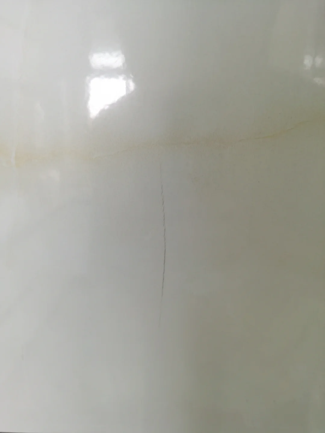 墙砖裂了什么原因(墙砖裂了什么原因导致的呢)